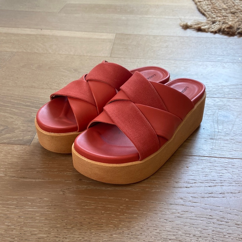 Lucky Brand platform sandals, size 7, like new